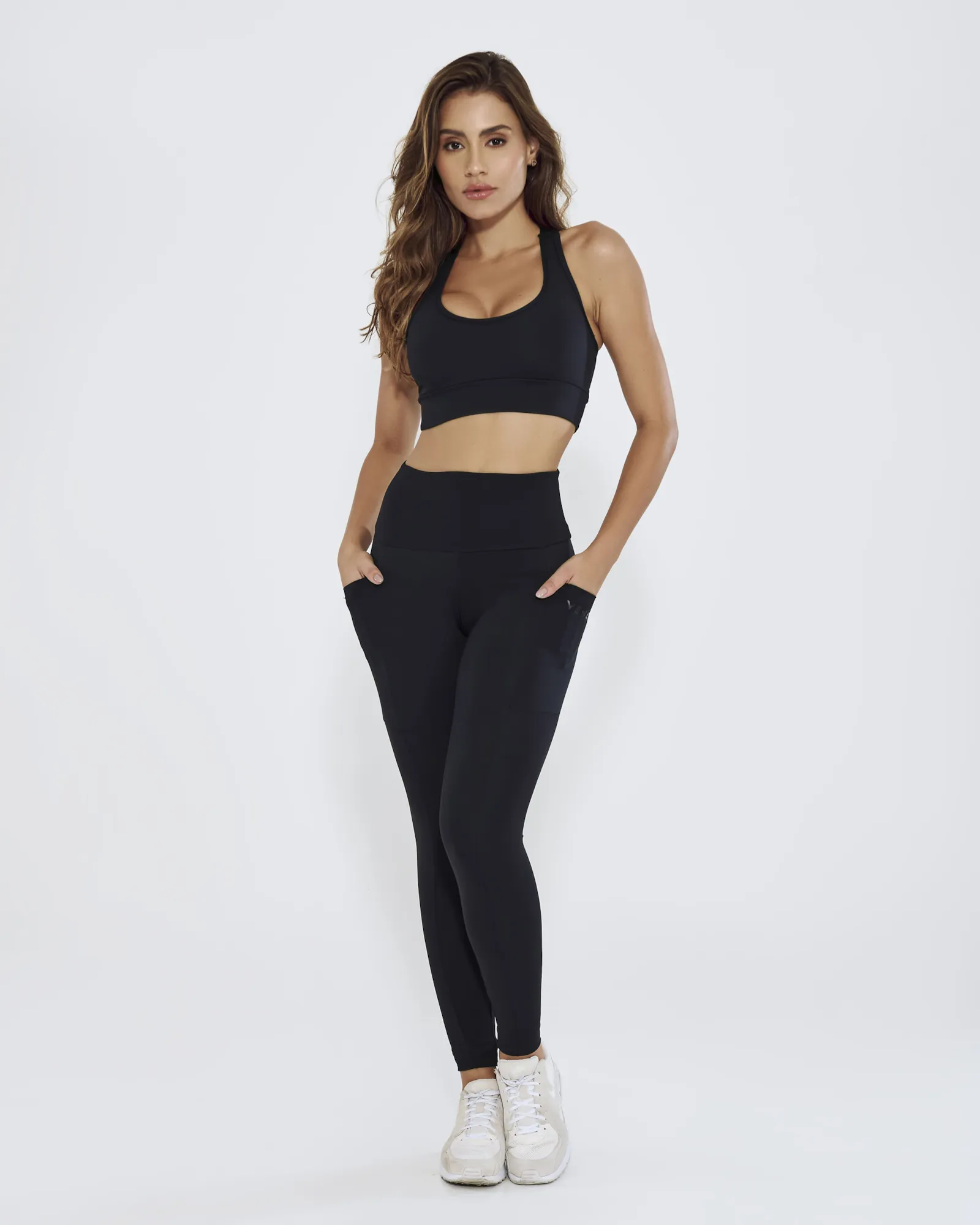Calça Legging Básica Com Bolso Preta