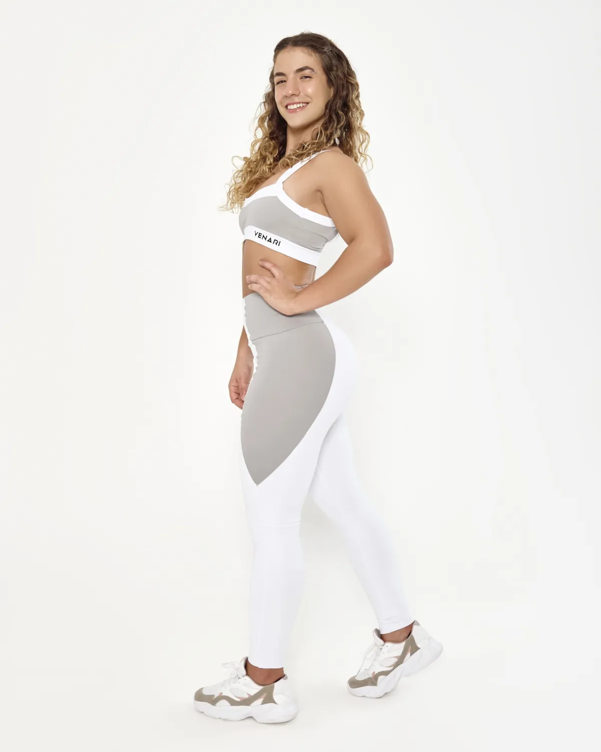 Product image - 97961f58-5e68-4cb8-85ff-f6f9e4891f4f