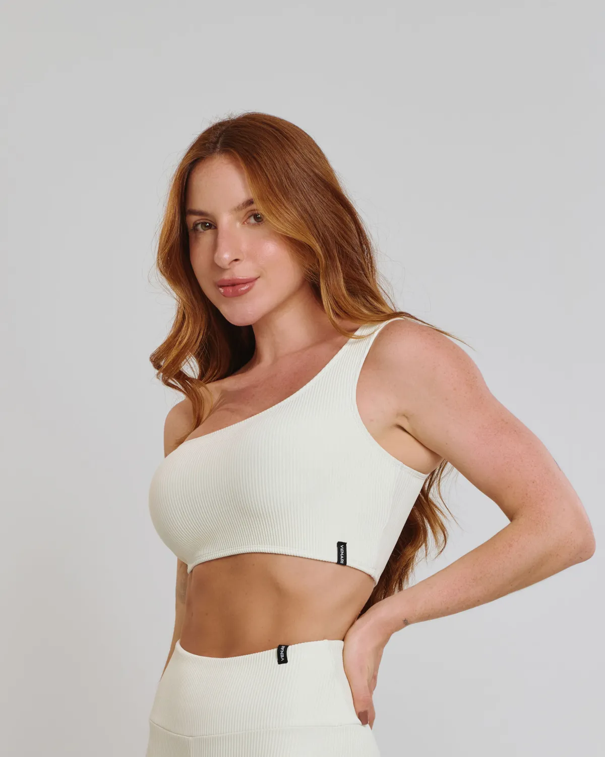 Top Ombro Único Canelado Eleva Off White